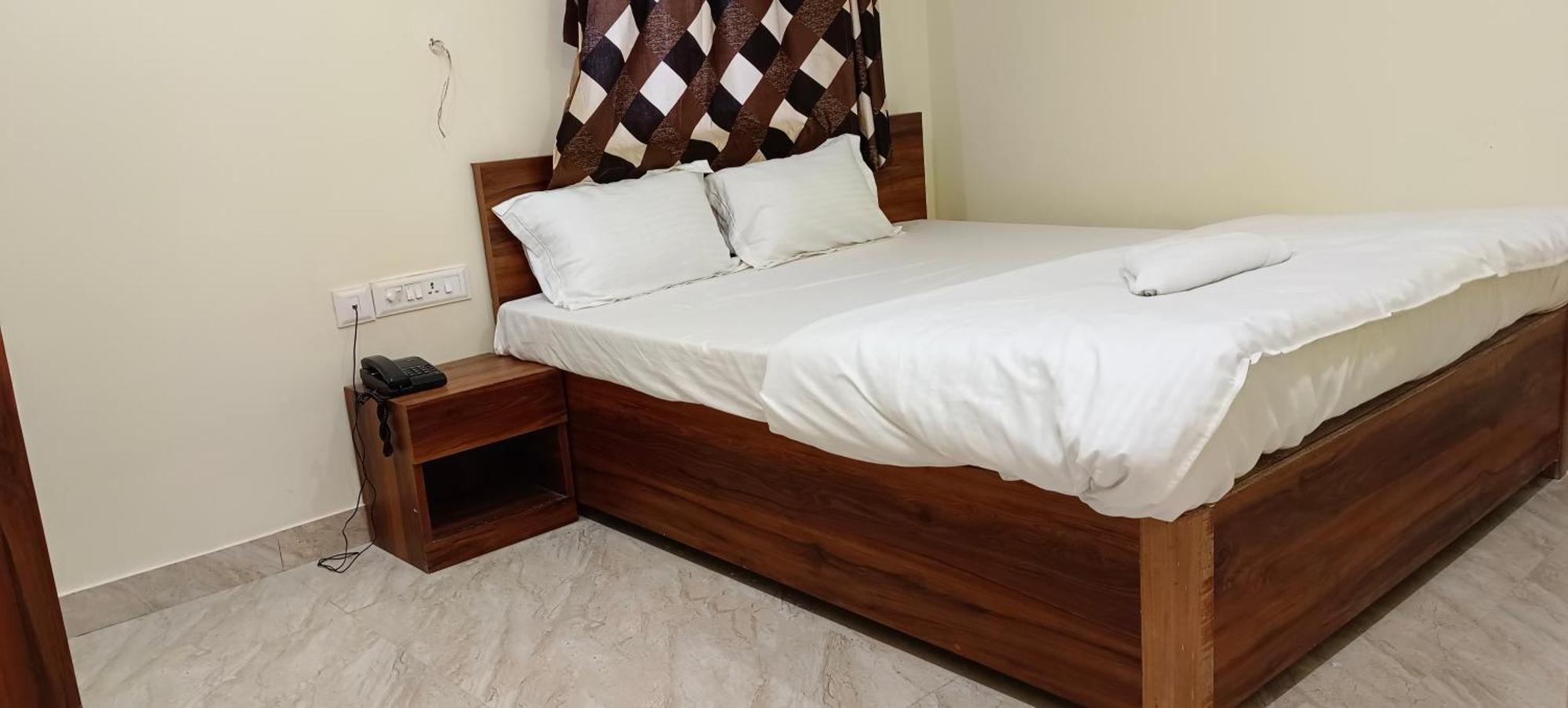 Hotel Holiday Express Calcutta Buitenkant foto